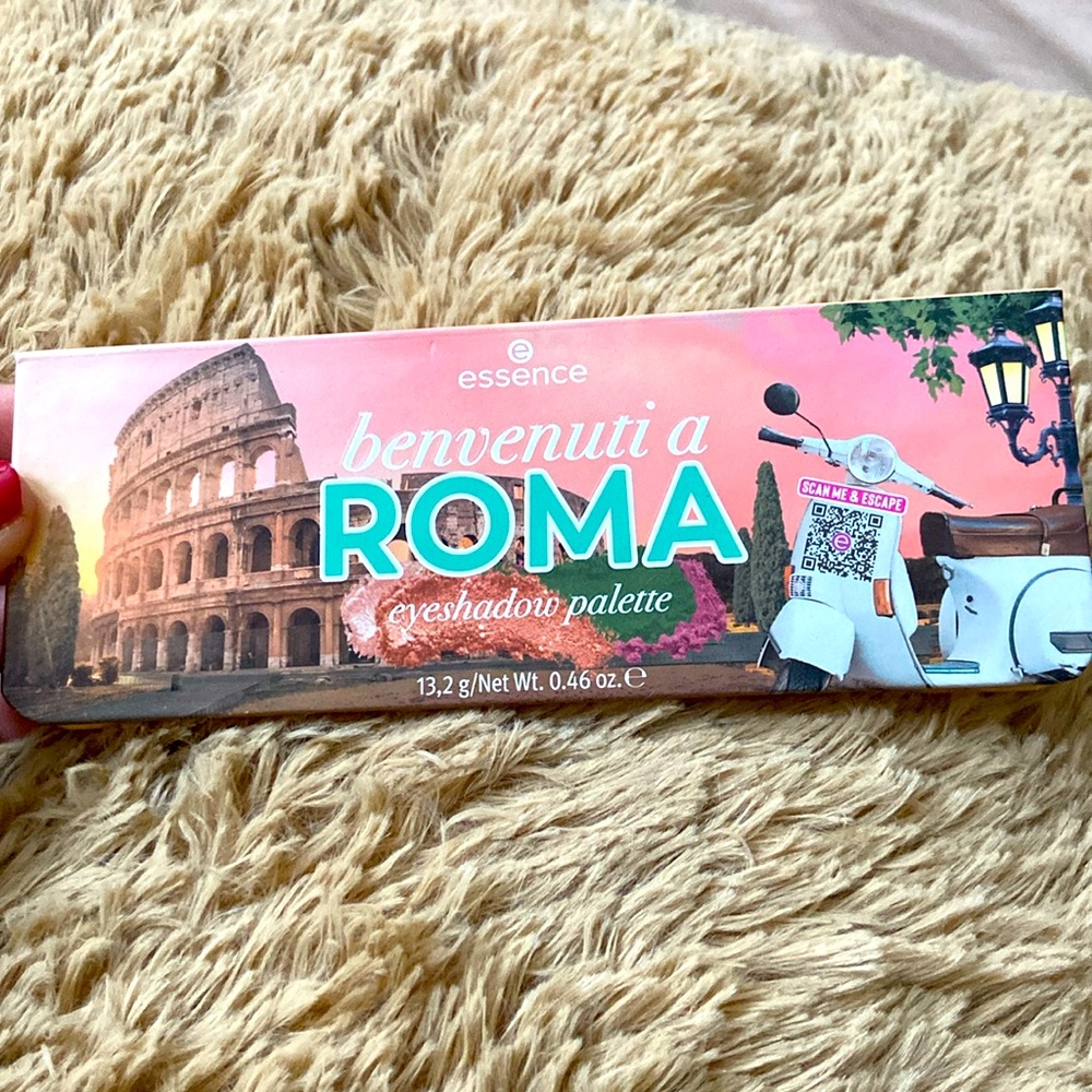 🆕 essence benvenuti a Roma eyeshadow palette